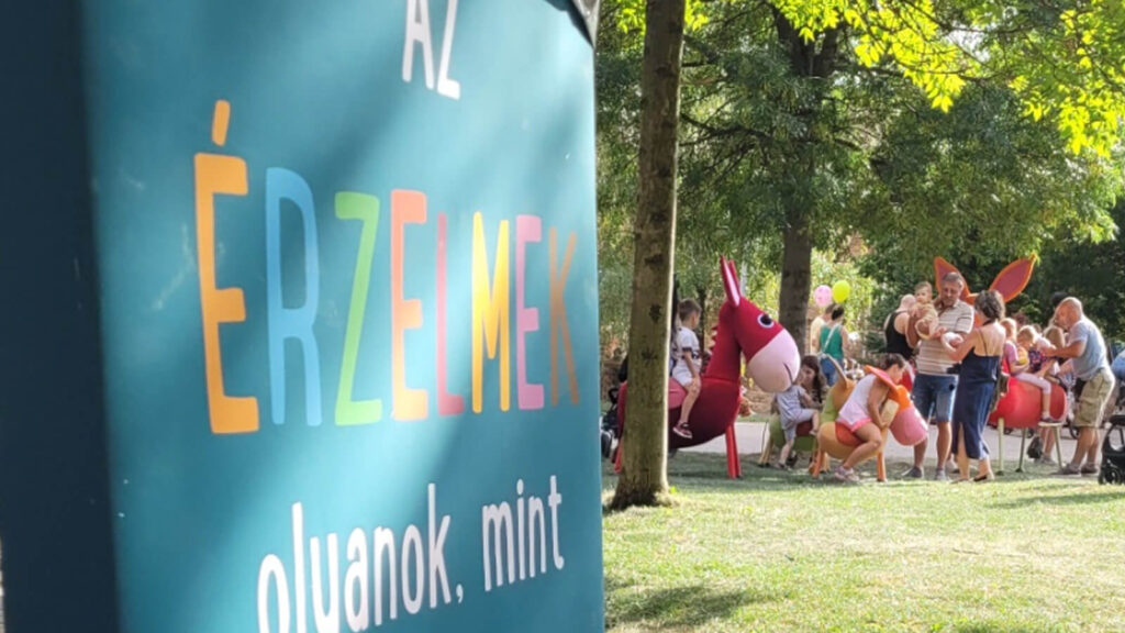 szamárfül fesztivál olvasó fiú